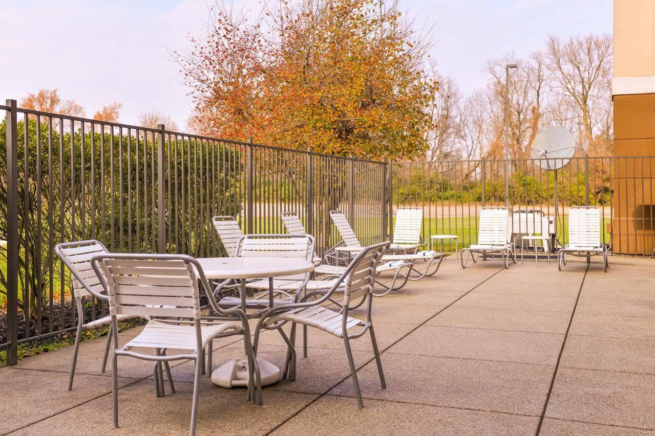Holiday Inn Express Princeton By Ihg Exterior foto